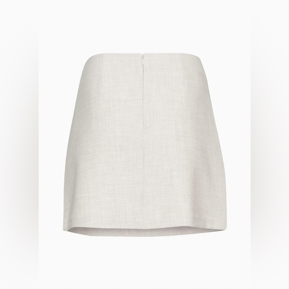 Aritzia Wilfred Classic Mini Skirt in Heather Chrome – Size 4 – Gently Worn - Picture 7 of 8